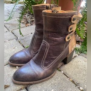 BEDSTU Cobbler Series Heeled Bootie Two Toned Size 9